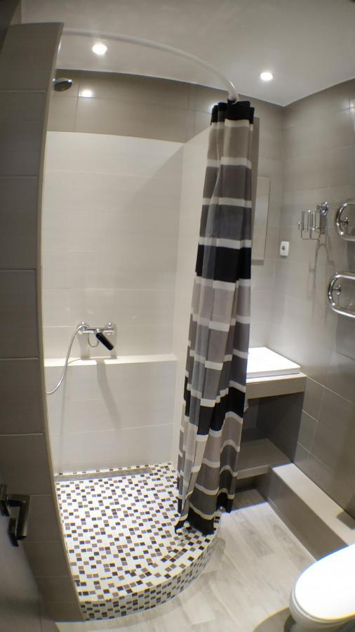 Двухкомнатный Люкс Центр Металлургов 19 Kr Apartments Kryvy Rih Buitenkant foto