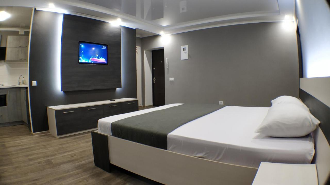 Двухкомнатный Люкс Центр Металлургов 19 Kr Apartments Kryvy Rih Buitenkant foto