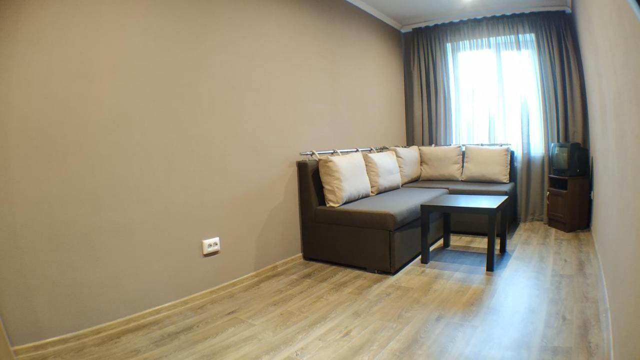 Двухкомнатный Люкс Центр Металлургов 19 Kr Apartments Kryvy Rih Buitenkant foto