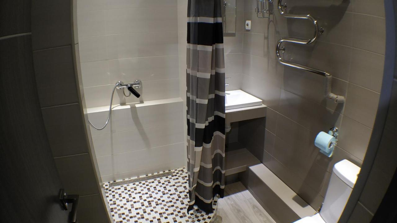 Двухкомнатный Люкс Центр Металлургов 19 Kr Apartments Kryvy Rih Buitenkant foto